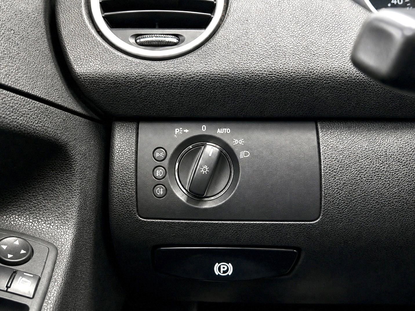 Used 2011 Mercedes-Benz ML 550 4MATIC image 20