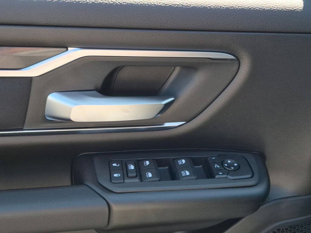New 2026 RAM 1500 Big Horn AWD/4WD image 11