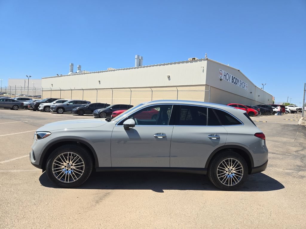 New 2026 Mercedes-Benz GLC 300 image 5