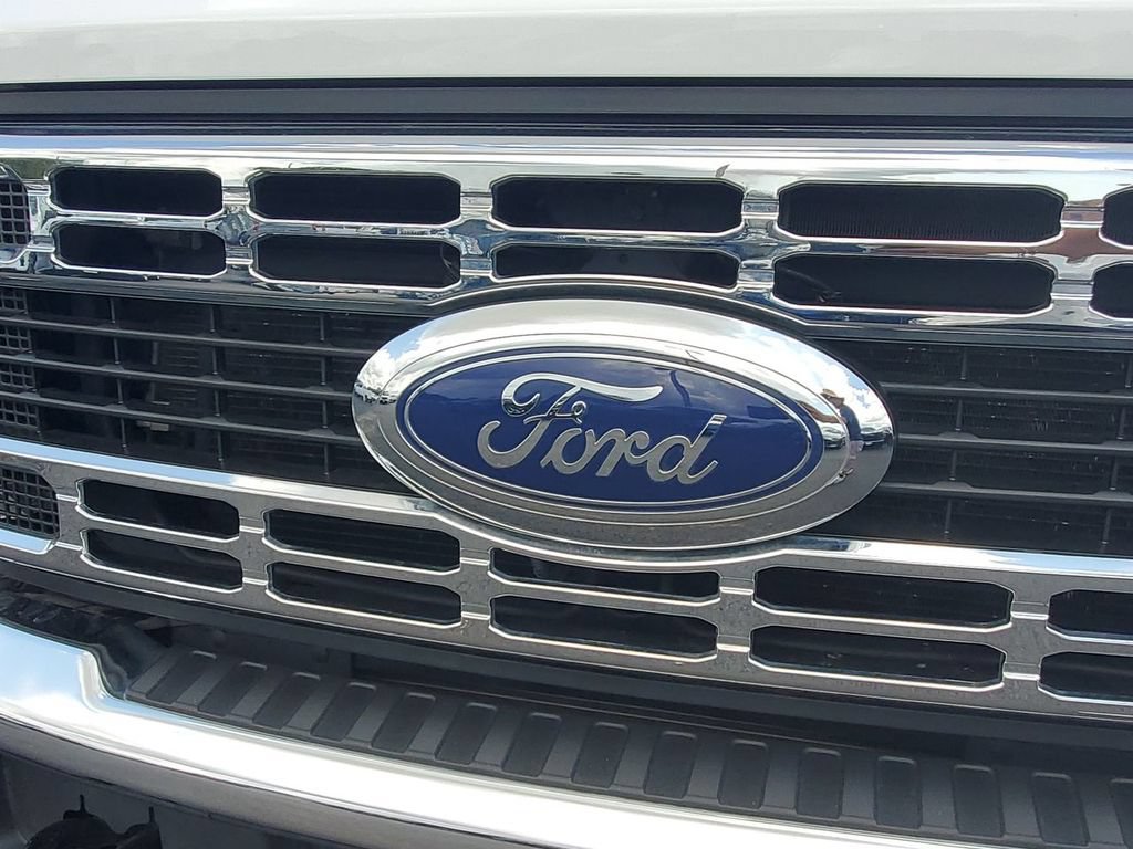Used 2025 Ford F250 XLT AWD/4WD image 36