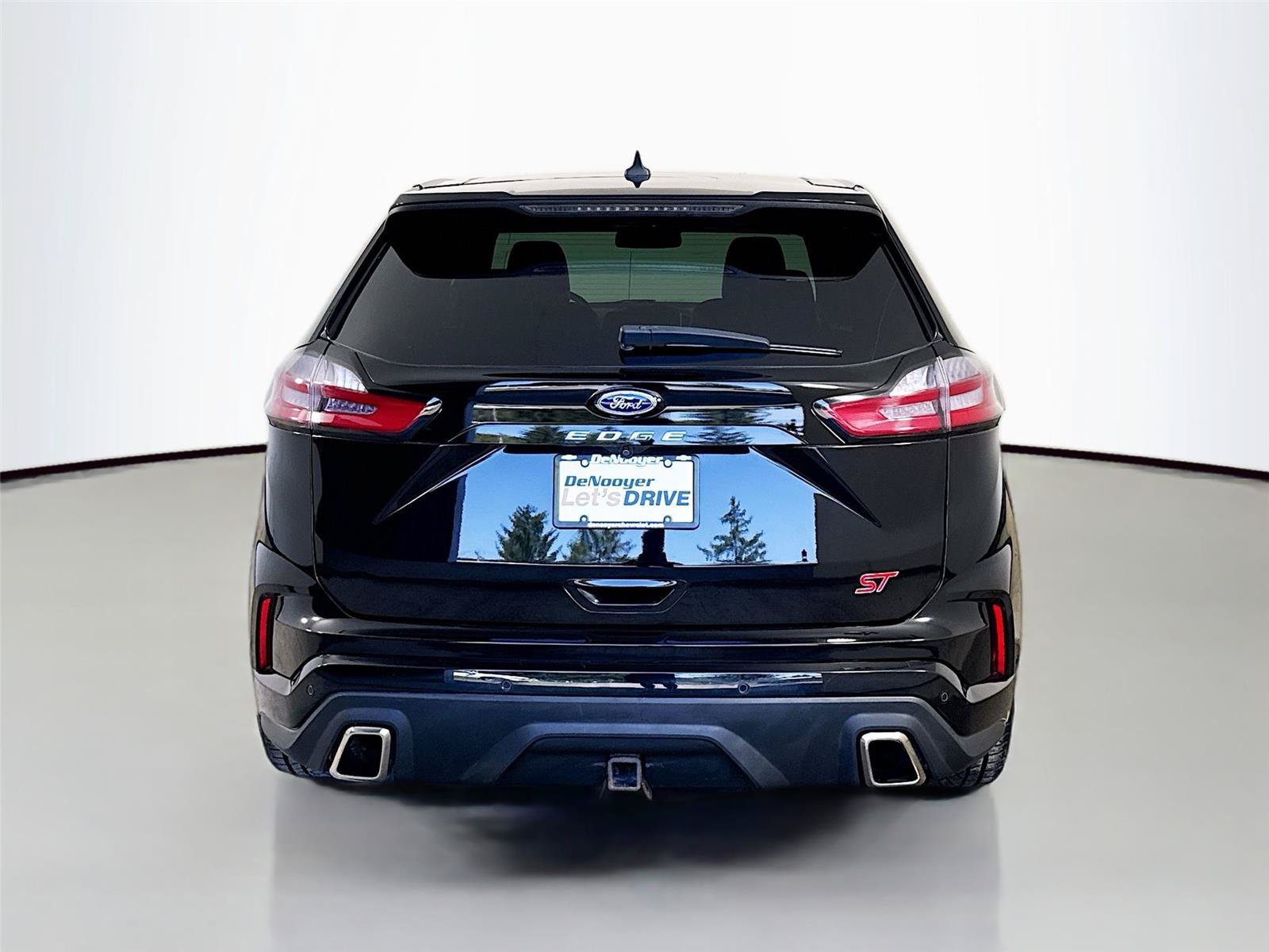 Used 2022 Ford Edge ST w/ Equipment Group 401A AWD/4WD image 8