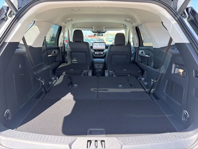New 2026 Ford Explorer Active AWD/4WD image 22