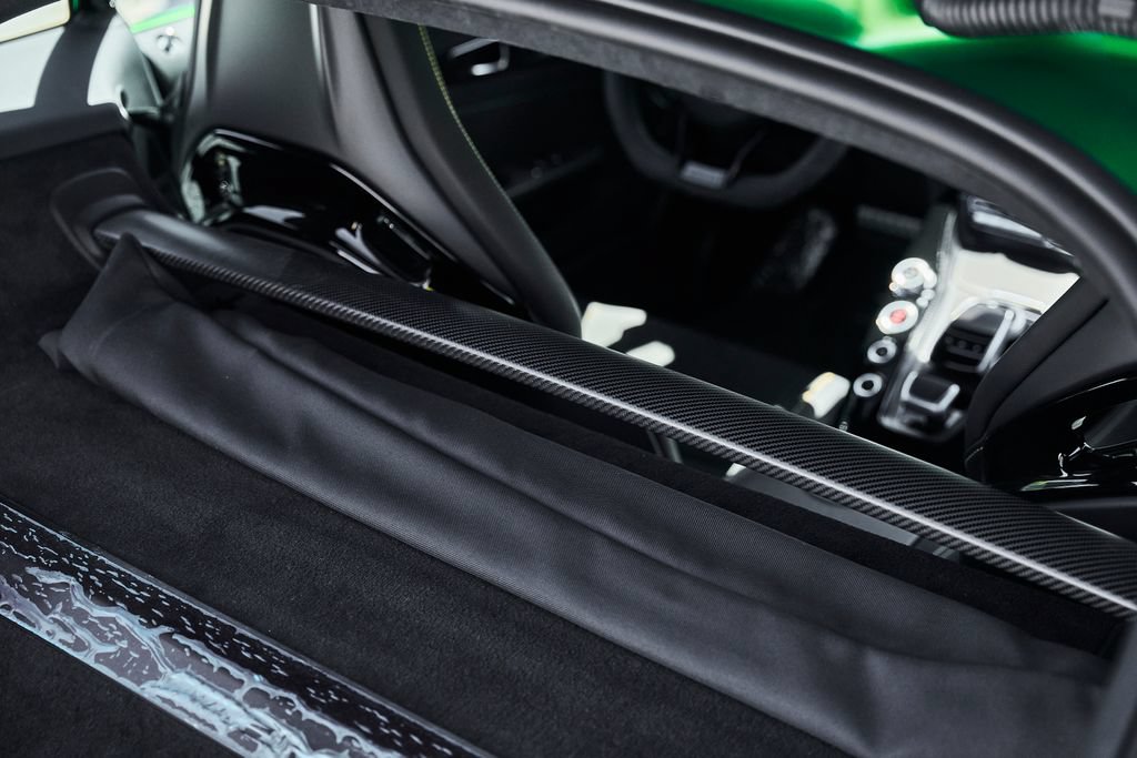 Used 2018 Mercedes-Benz AMG GT R image 31