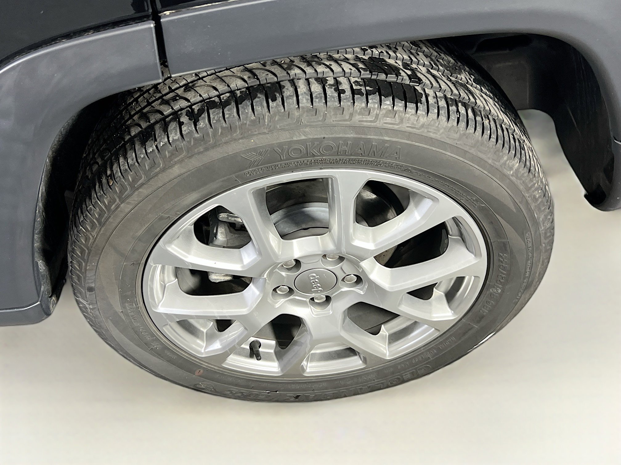 Used 2022 Jeep Compass Latitude AWD/4WD image 29