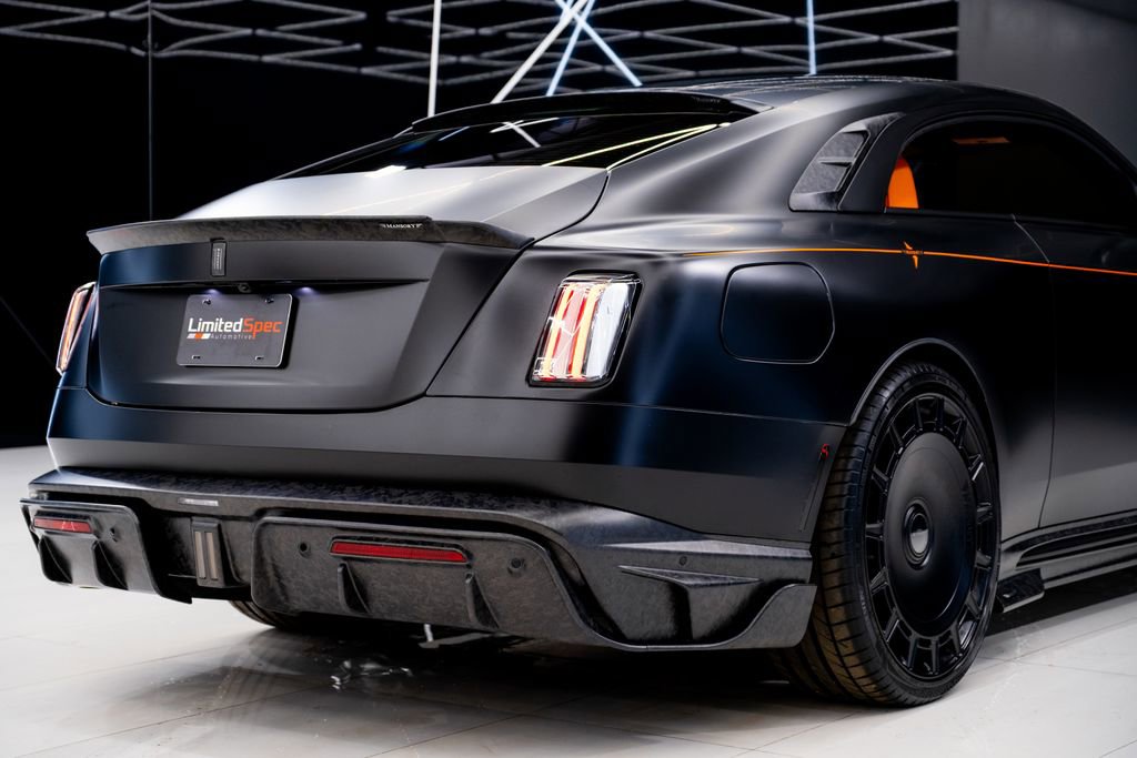 Used 2026 Rolls-Royce Spectre image 19