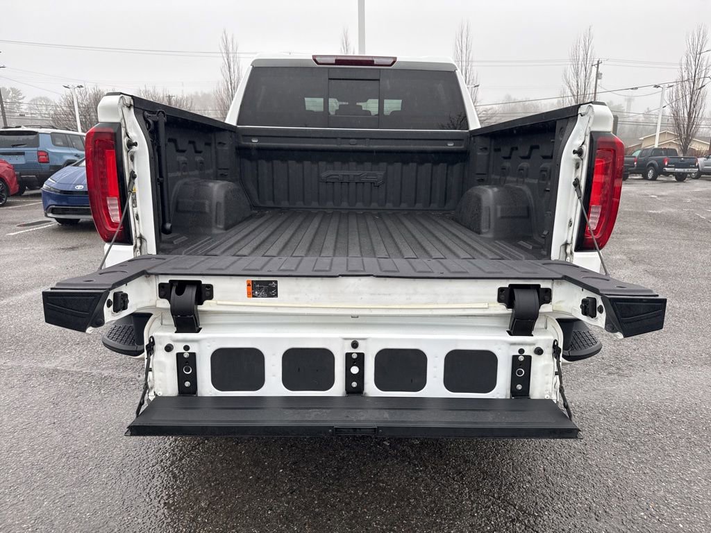 Used 2021 GMC Sierra 1500 AT4 w/ Off Road Performance Package image 5