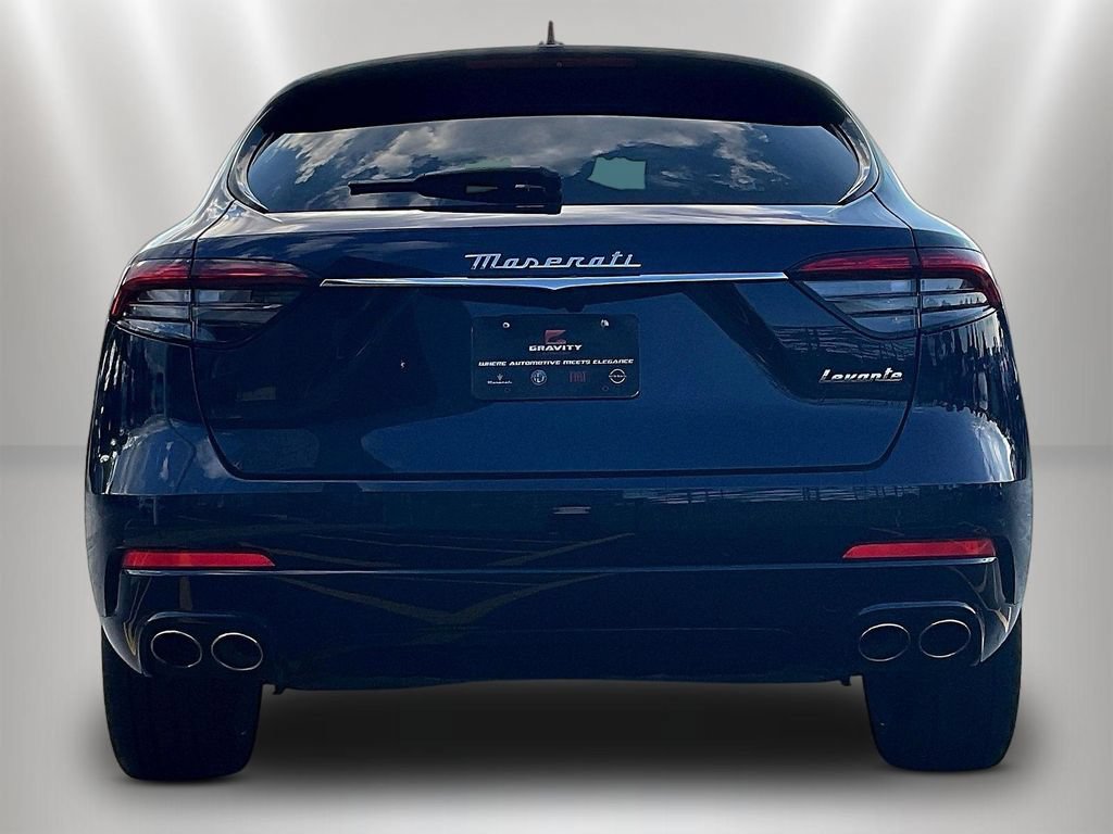 Used 2023 Maserati Levante GT AWD/4WD image 5