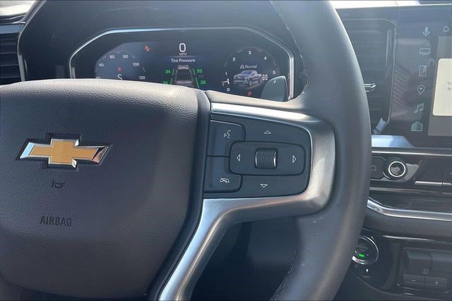 Used 2025 Chevrolet Silverado 1500 LTZ image 24