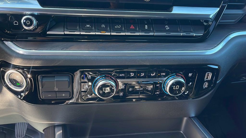 New 2026 GMC Sierra 1500 SLT w/ SLT Premium Package image 19