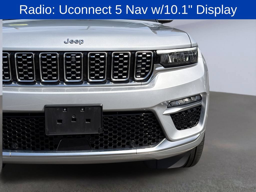 Used 2023 Jeep Grand Cherokee Summit AWD/4WD image 10