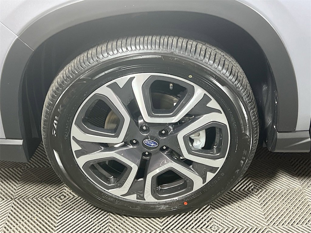 New 2025 Subaru Ascent Touring image 23