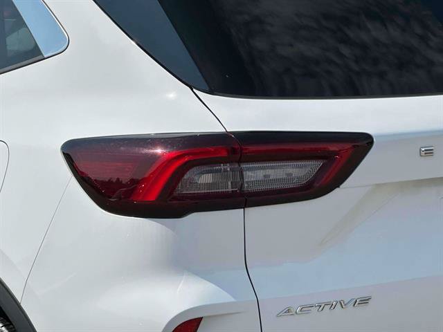 Used 2023 Ford Escape Active w/ Tech Pack #1 AWD/4WD image 9