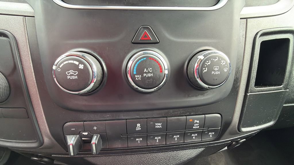 Used 2018 RAM 2500 Tradesman w/ Snow Chief Group AWD/4WD image 17