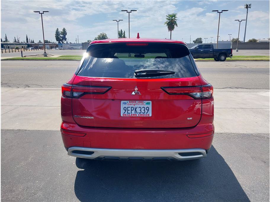 Used 2022 Mitsubishi Outlander SE FWD image 6