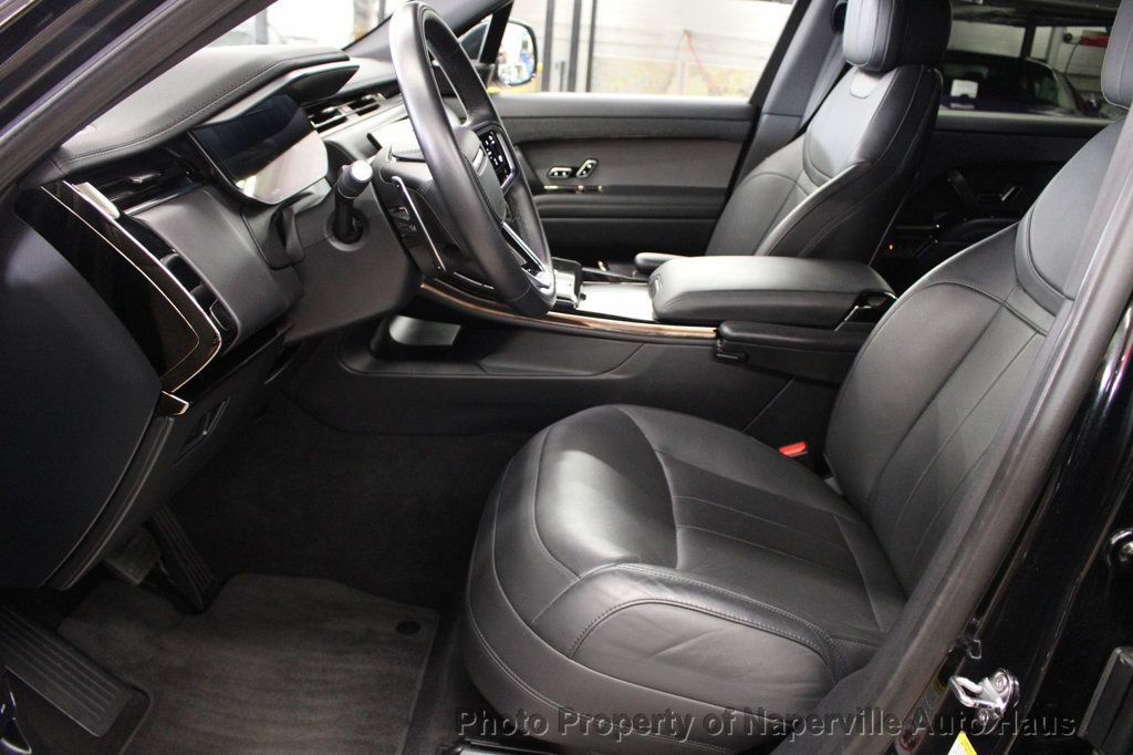 Used 2025 Land Rover Range Rover Sport SE AWD/4WD image 11