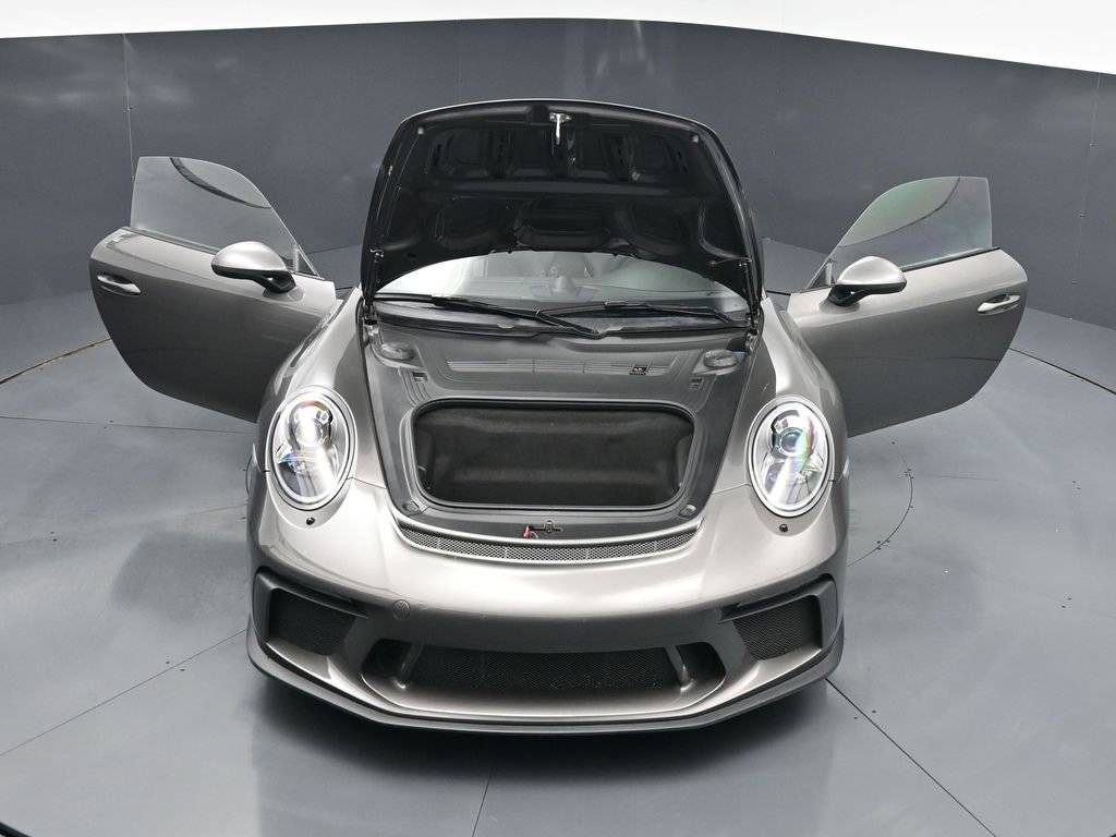 Certified 2018 Porsche 911 GT3 RWD image 31
