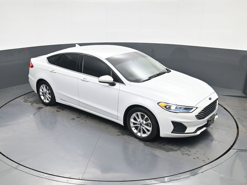 Used 2020 Ford Fusion SE image 24