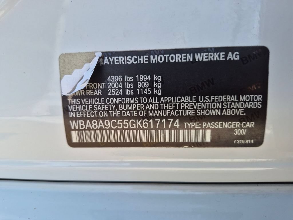 Used 2016 BMW 320i Sedan RWD image 24
