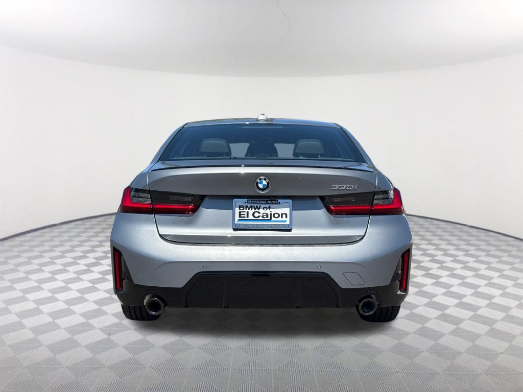 New 2026 BMW 330i Sedan w/ M Sport Package RWD image 5