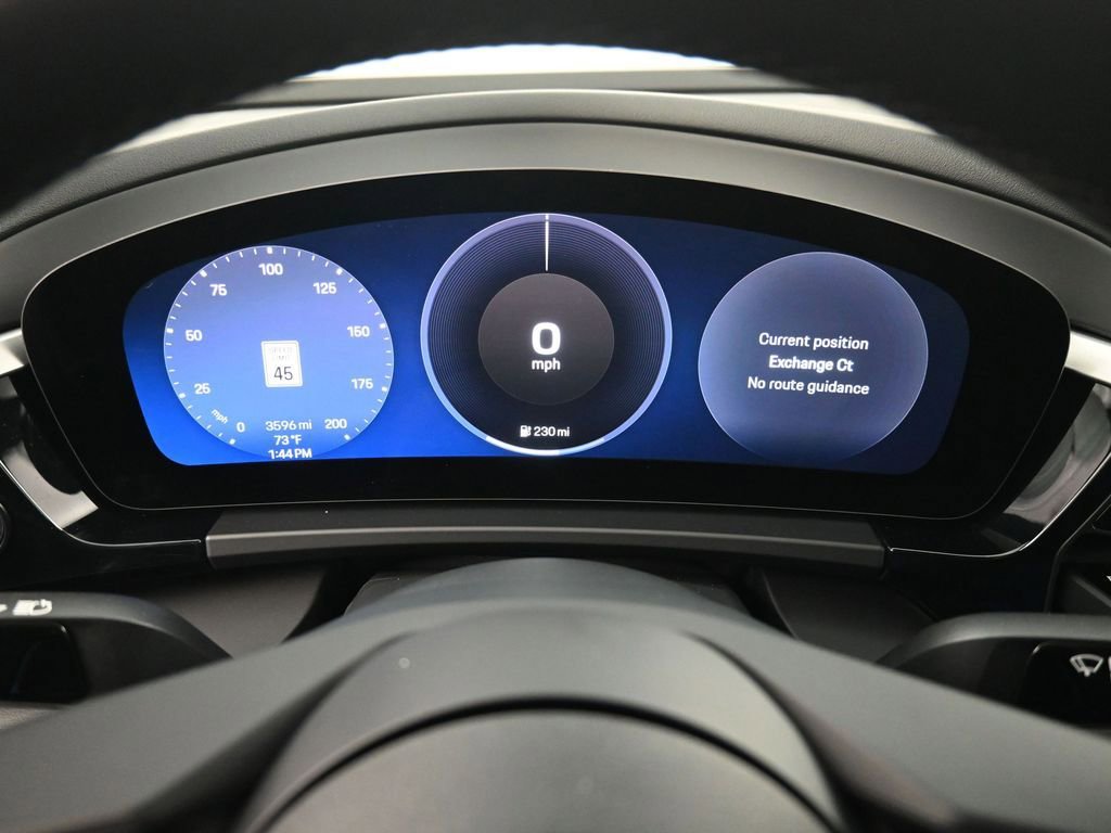 Certified 2025 Porsche Macan Electric image 19