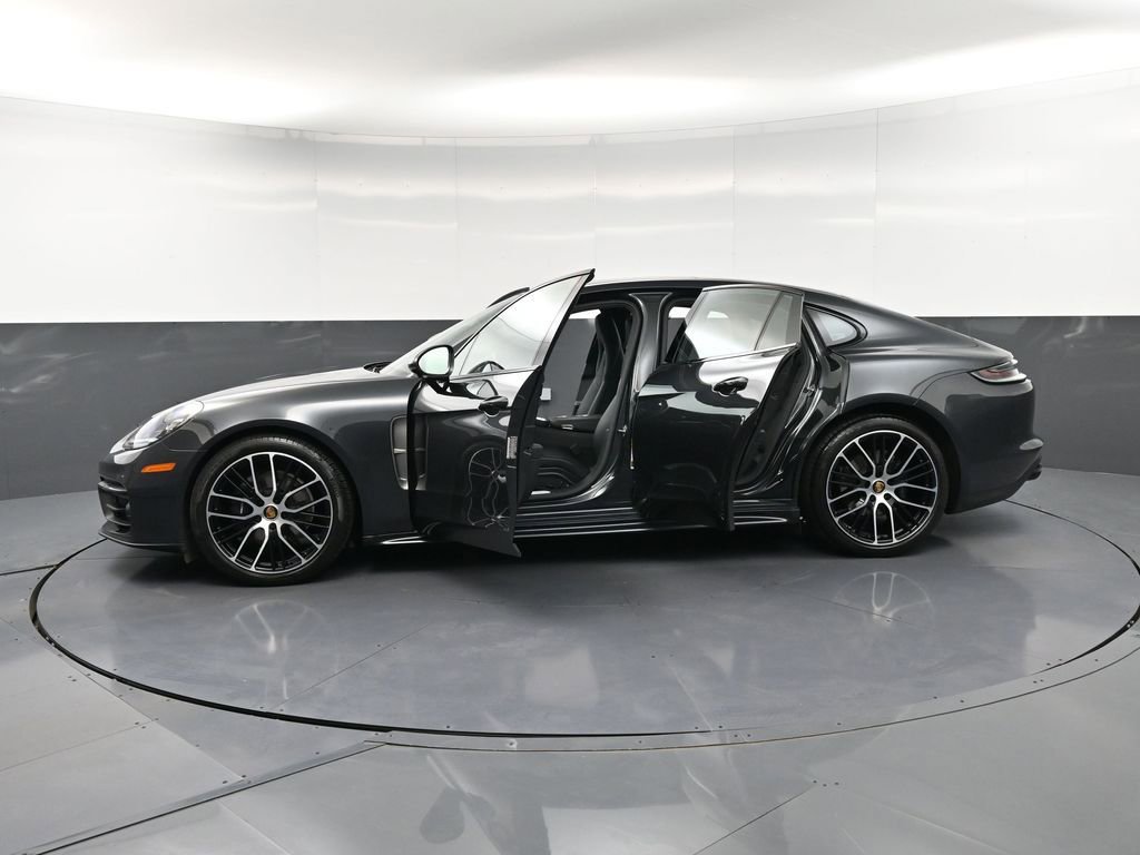 Certified 2023 Porsche Panamera 4 Platinum Edition image 37