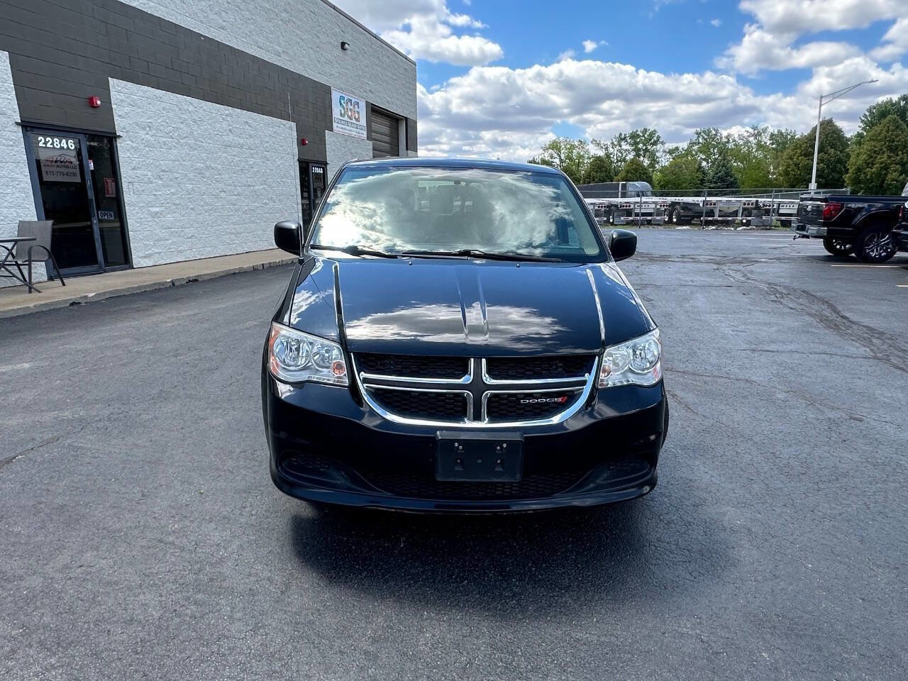 Used 2014 Dodge Grand Caravan SE w/ Quick Order Package 29E SE FWD image 6