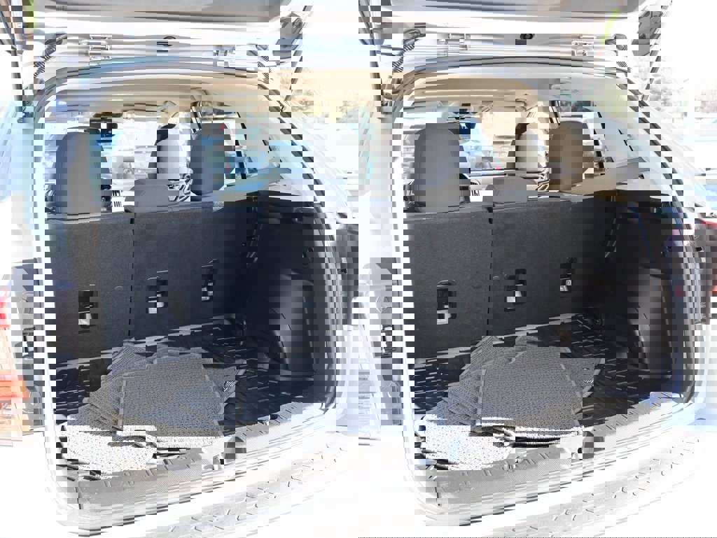 Used 2023 Subaru Crosstrek 2.0i Premium image 16