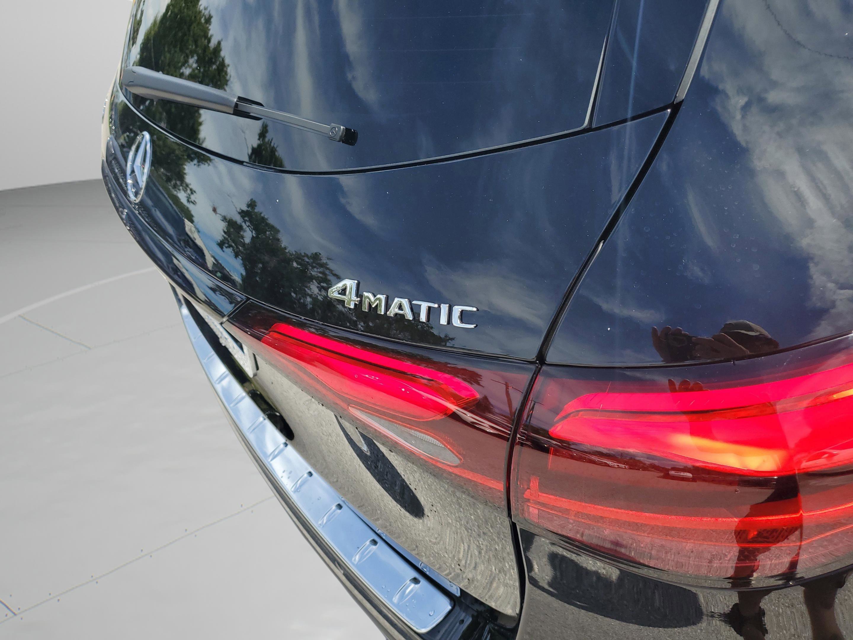 Certified 2026 Mercedes-Benz GLC 300 4MATIC image 6