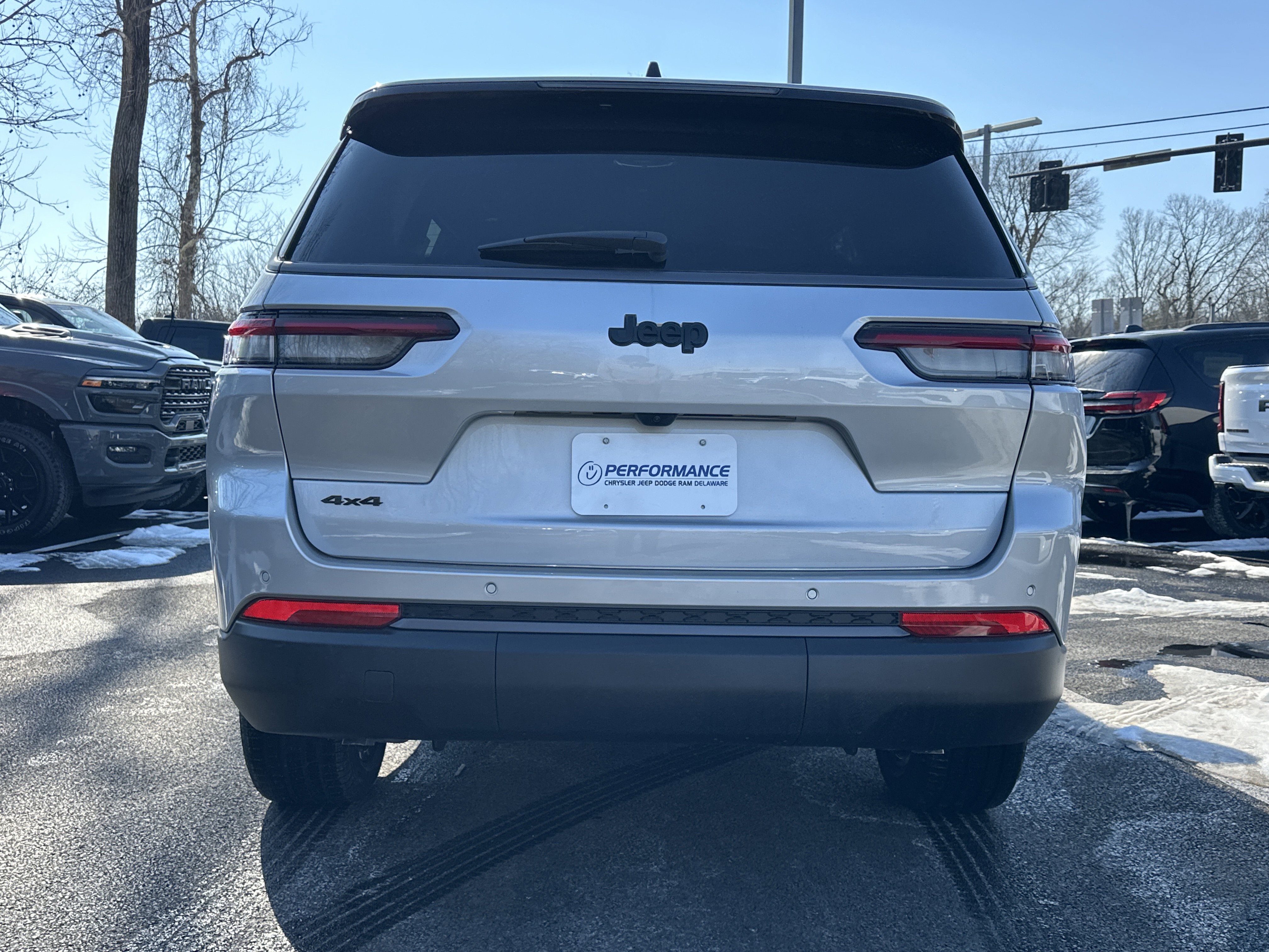 New 2026 Jeep Grand Cherokee L Limited w/ Limited Altitude Package image 18