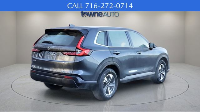 Used 2023 Honda CR-V LX image 5