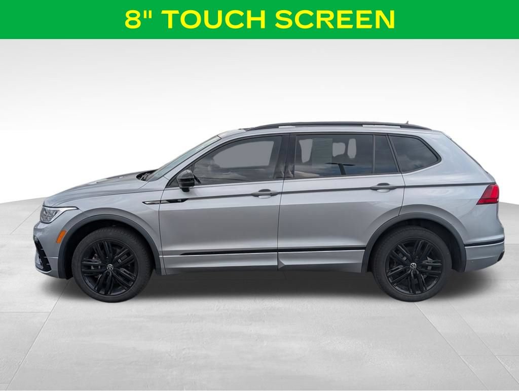 Used 2022 Volkswagen Tiguan SE R-Line AWD/4WD image 12