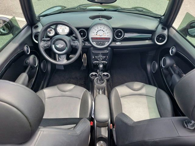 Used 2013 MINI Cooper S image 2