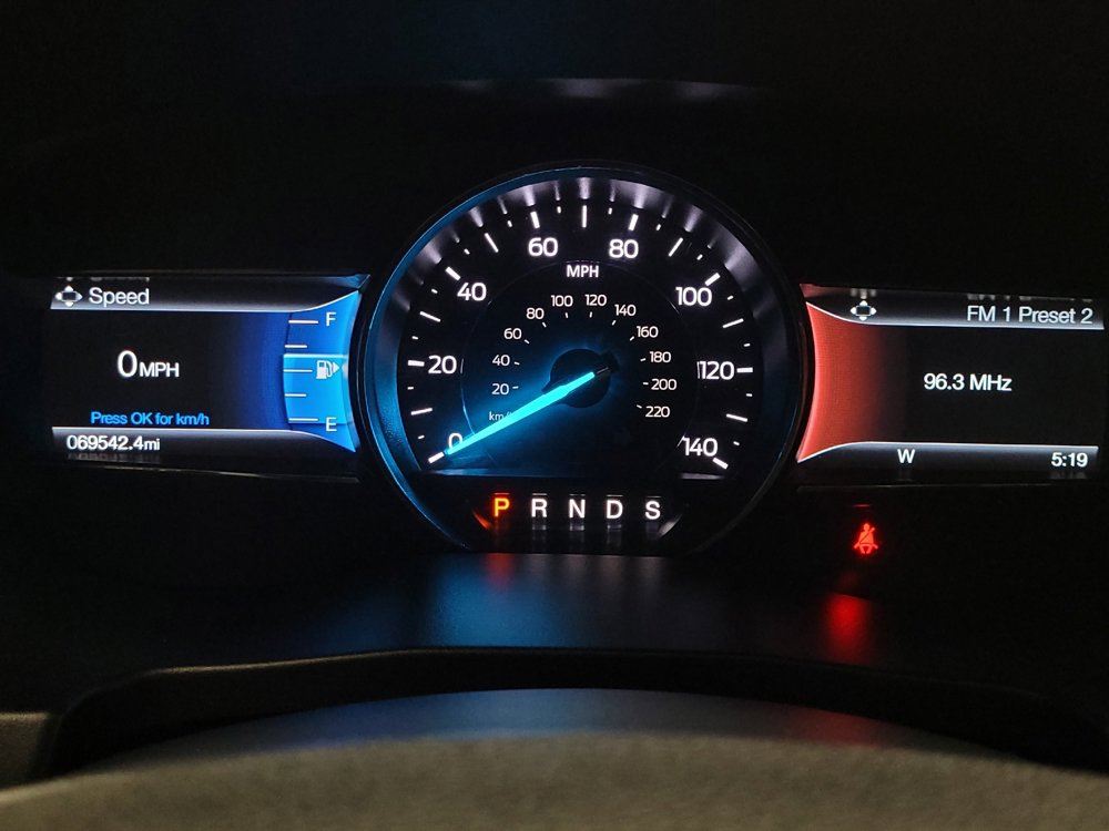 Used 2019 Ford Explorer XLT w/ Equipment Group 202A FWD image 23