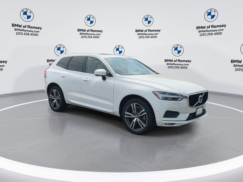 Used 2018 Volvo XC60 T6 Momentum w/ Advanced Package AWD/4WD image 2