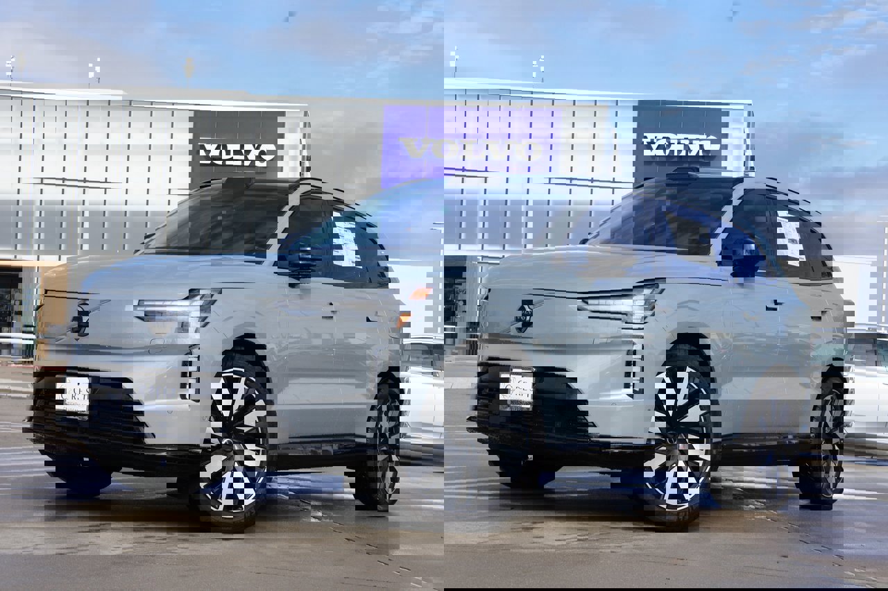 New 2025 Volvo EX90 Ultra