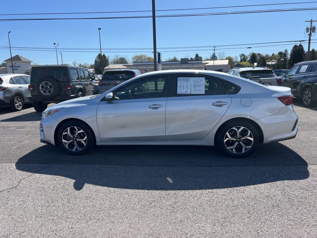 Used 2019 Kia Forte LXS FWD image 2