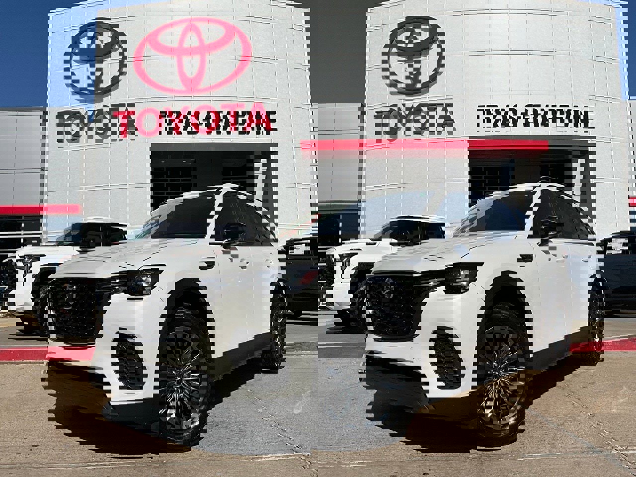 Used 2025 MAZDA CX-70 3.3 Turbo w/ Preferred Package image 2