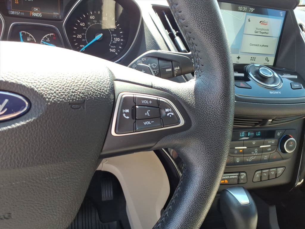 Used 2018 Ford Escape Titanium w/ Ford Safe & Smart Package AWD/4WD image 18