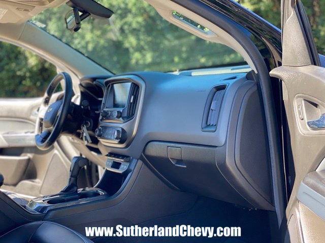 Used 2017 Chevrolet Colorado Z71 AWD/4WD image 22