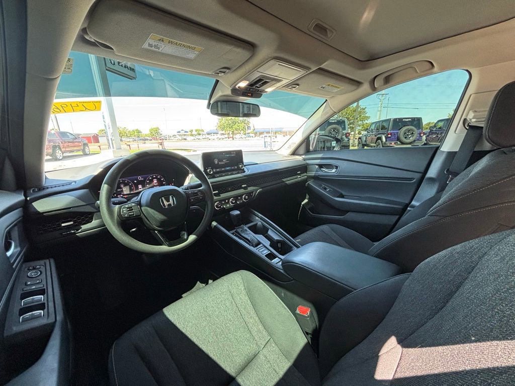 Used 2024 Honda Accord EX image 11
