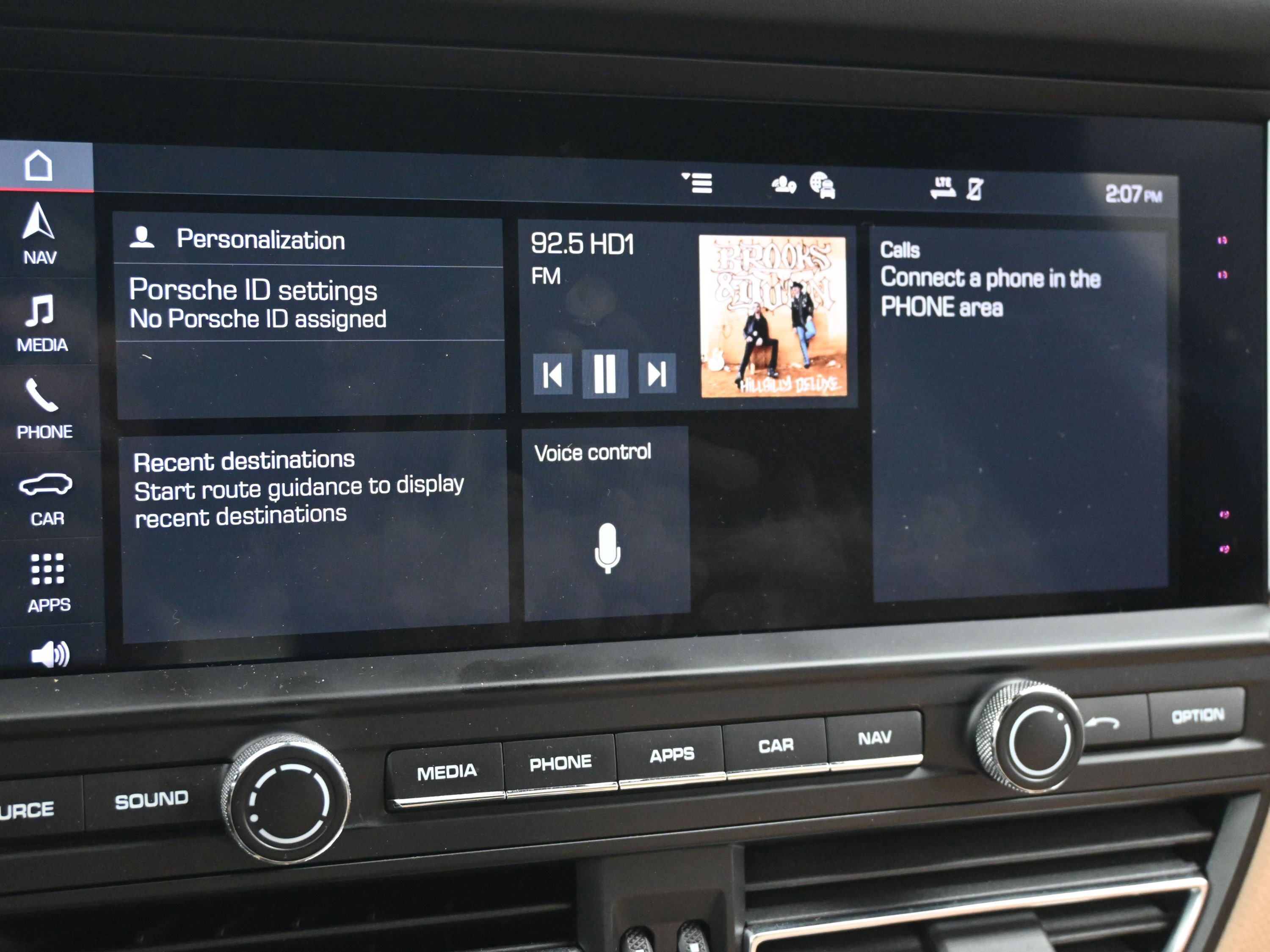 Certified 2020 Porsche Macan S image 15