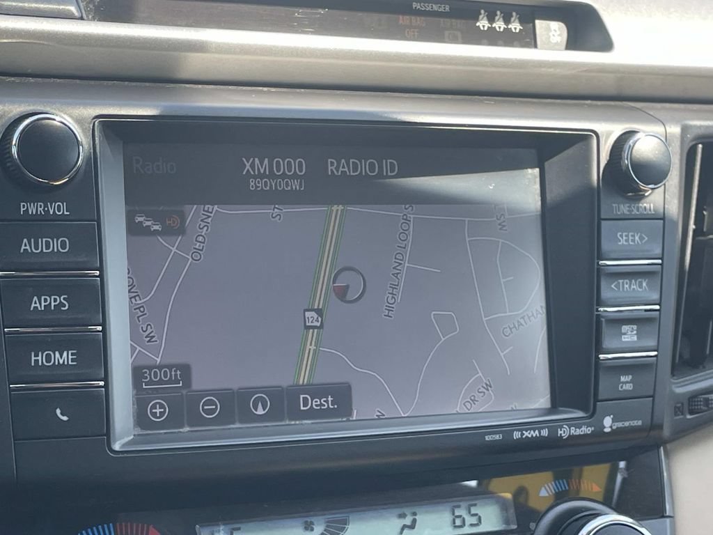 Used 2018 Toyota RAV4 XLE FWD image 21