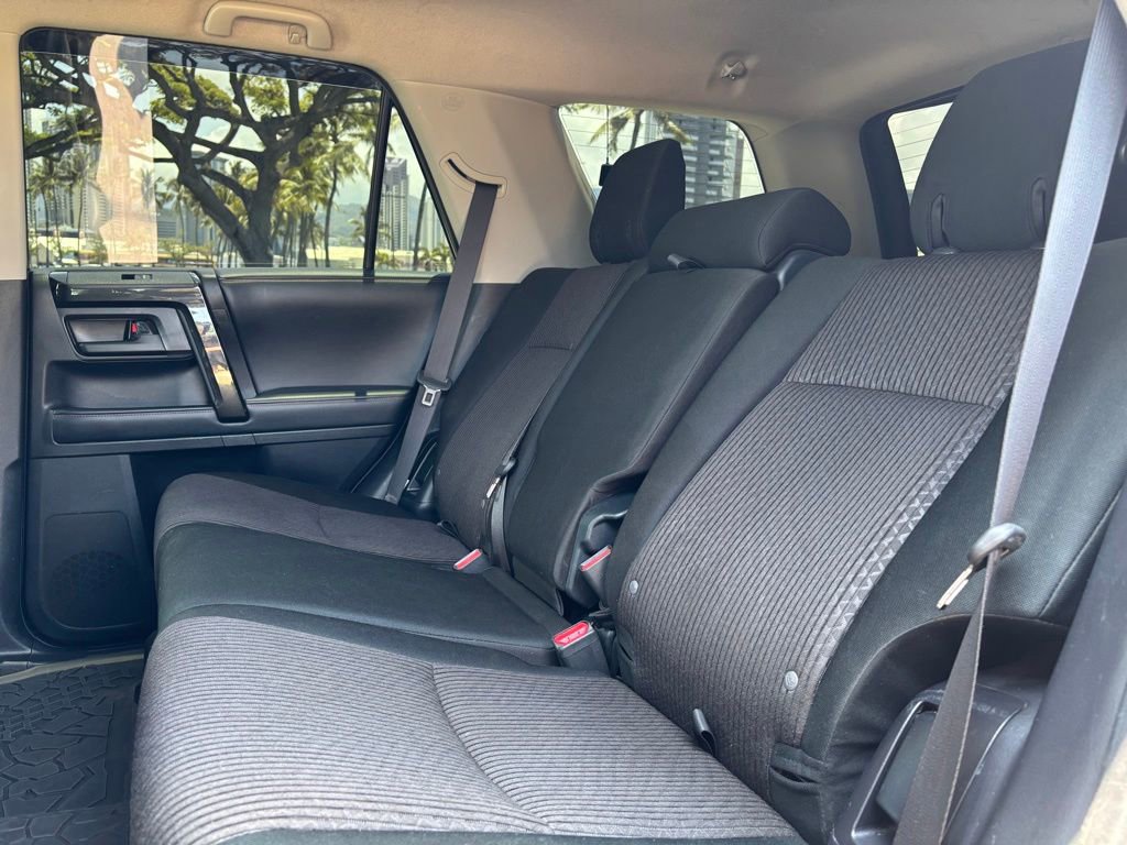 Used 2019 Toyota 4Runner TRD Off-Road AWD/4WD image 10