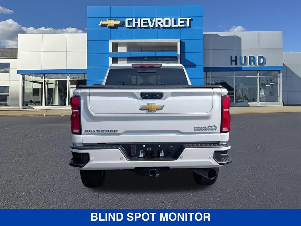 Used 2025 Chevrolet Silverado 2500 High Country w/ High Country Premium Package AWD/4WD image 5