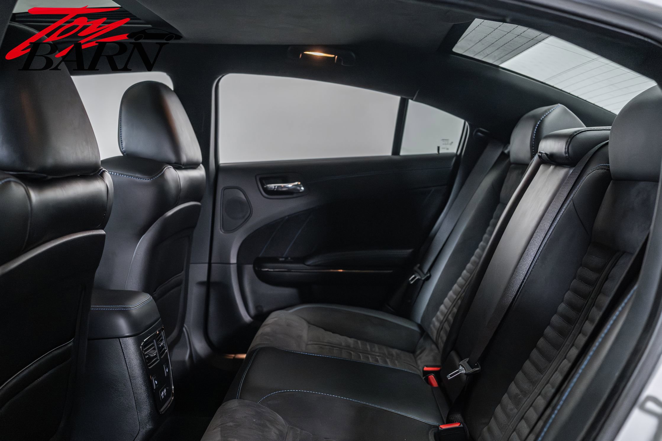 Used 2020 Dodge Charger SRT Hellcat w/ Harman/Kardon Audio Group RWD image 42