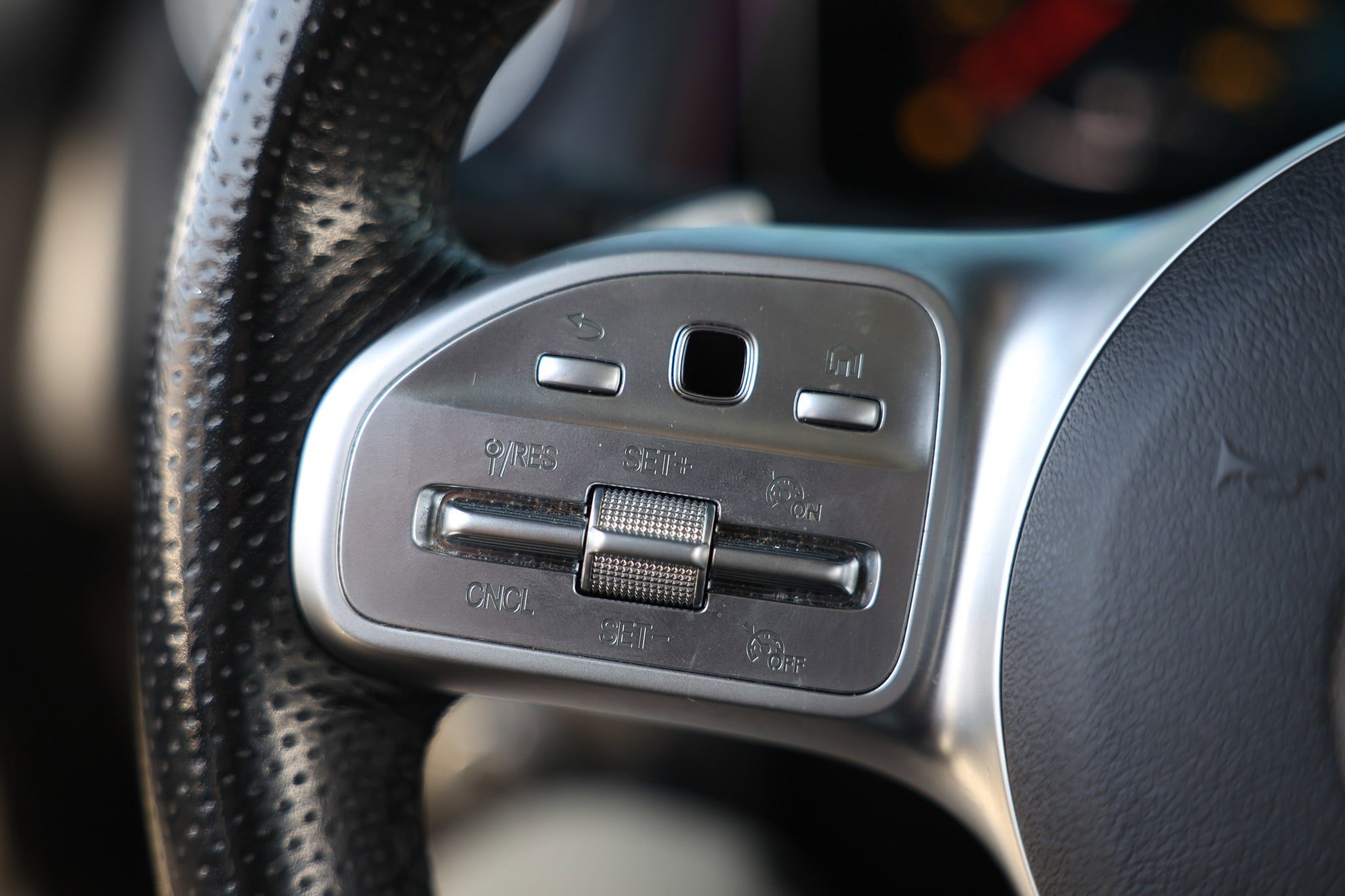Used 2021 Mercedes-Benz GLB 250 image 32