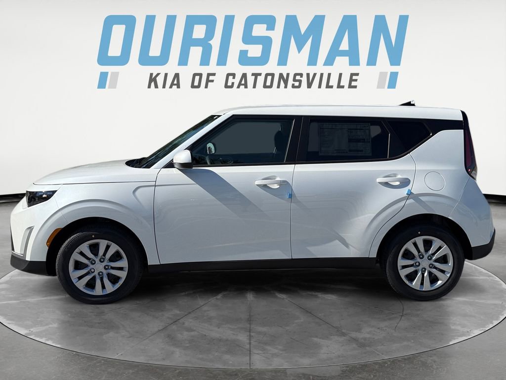 New 2025 Kia Soul LX image 3