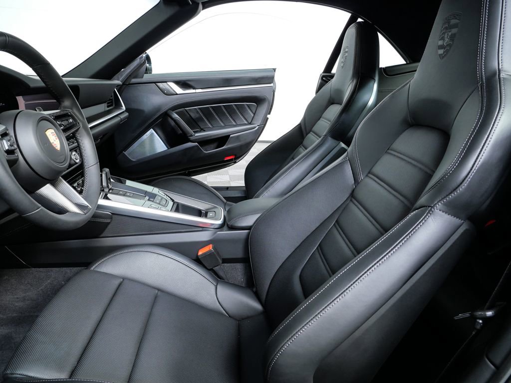 Certified 2025 Porsche 911 Turbo S image 5