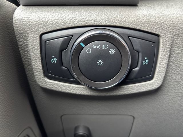 Used 2022 Ford F550 4x4 Regular Cab Super Duty image 16