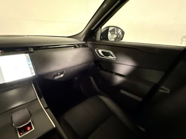 Used 2024 Land Rover Range Rover Velar Dynamic SE AWD/4WD image 28